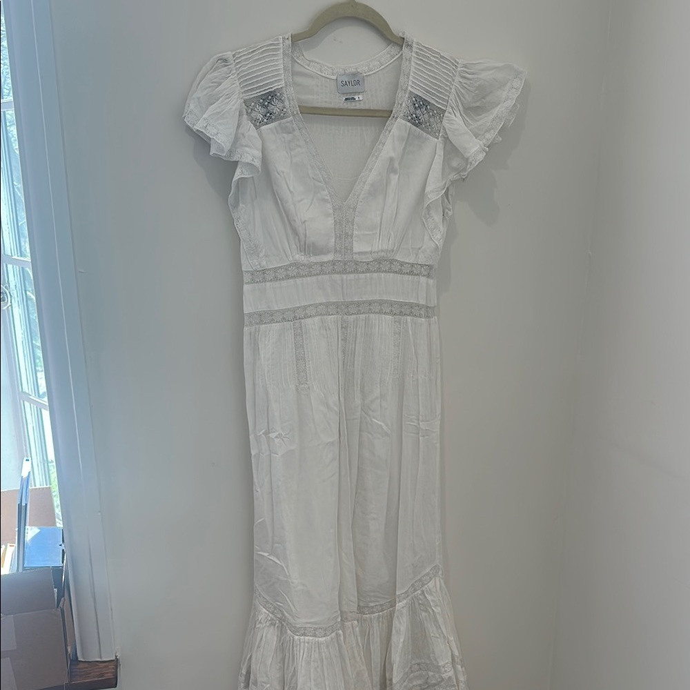 Saylor White Women's maxi Dress